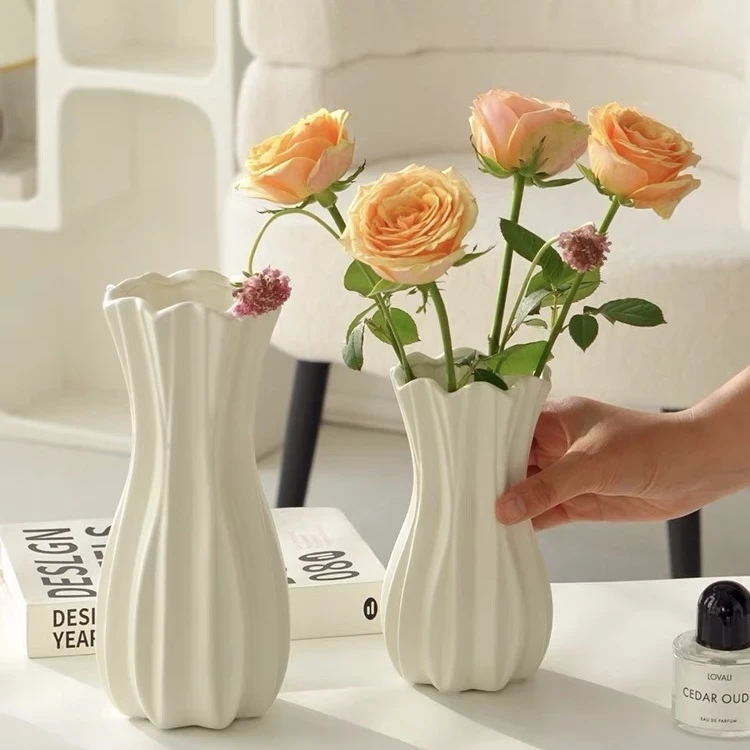 Bình Hoa Bằng Nhựa Giả Gốm Trang Trí Nhà Cửa Để Bàn Phong Cách Bắc Âu